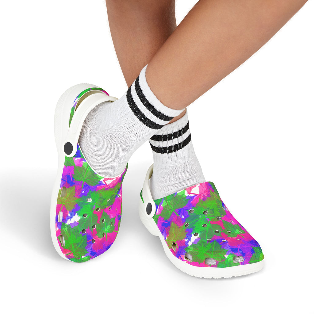 Kids Tie-Dye Splash Foam Clogs — Colorful Garden Pattern